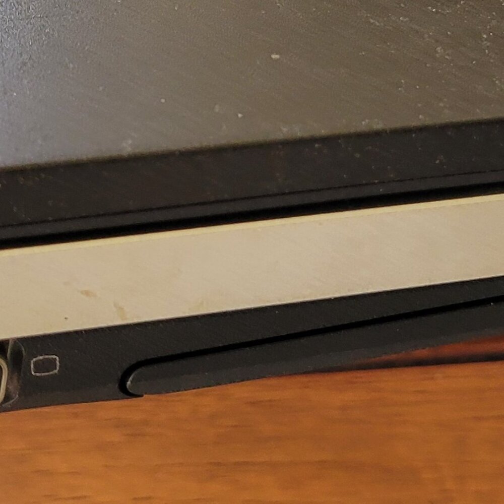 Sony VAIO PCG-6QYP Notebook Computer, Korean Version - Picture 9 of 15
